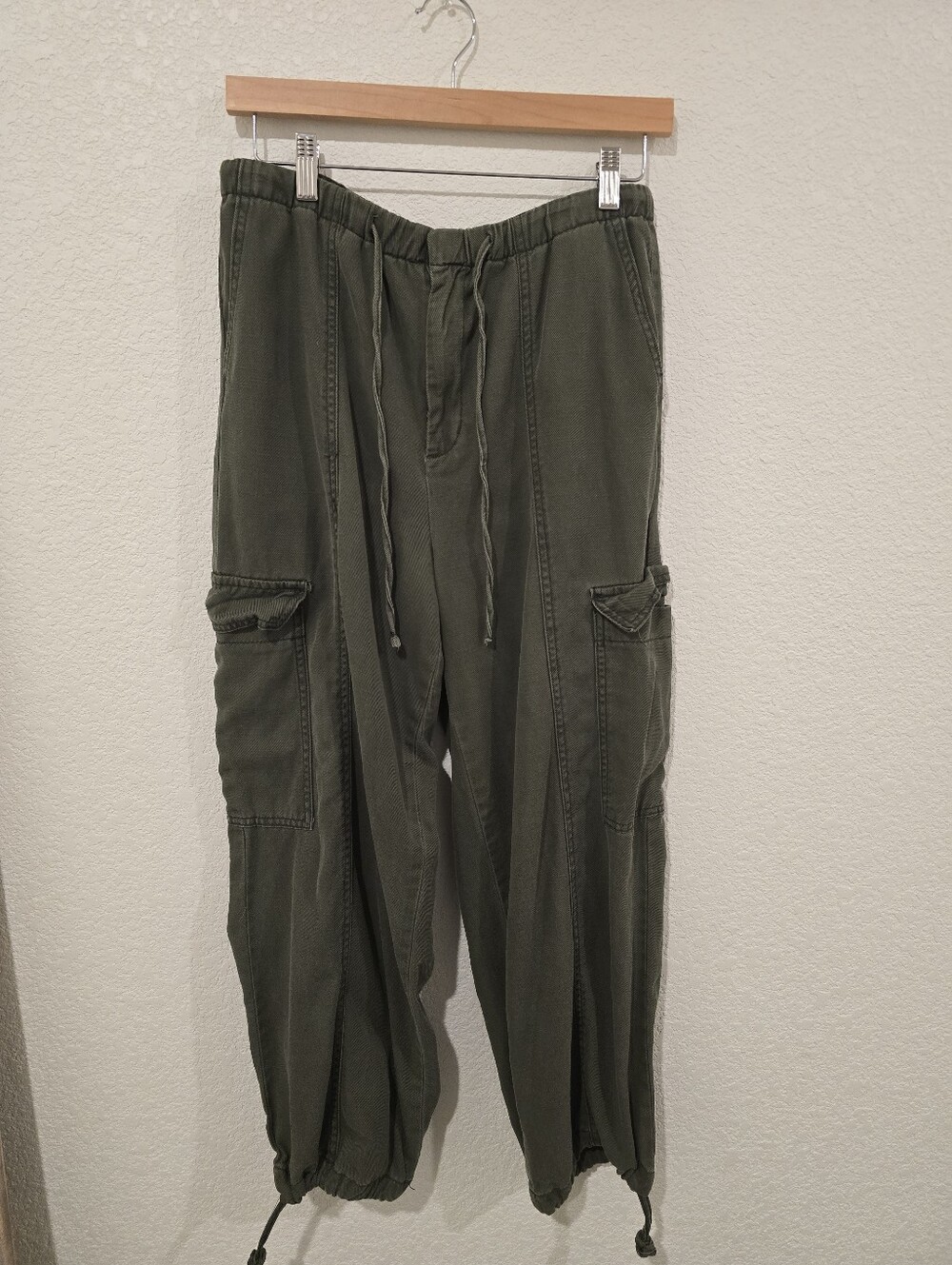 Kensie Olive Green Parachute Drawstring Pants